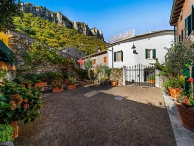 Vente Maison 6 pices AFFI 37010