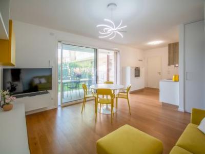 Vente Appartement 3 pices BARDOLINO 37011