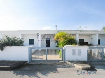 Vente Maison 6 pices CAROVIGNO 72012