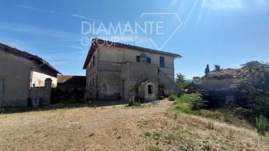 Vente Maison 12 pices CASTIGLIONE-D'ORCIA 53023