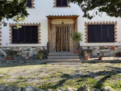 Vente Maison 7 pices CASTIGLIONE-DEL-LAGO 06060