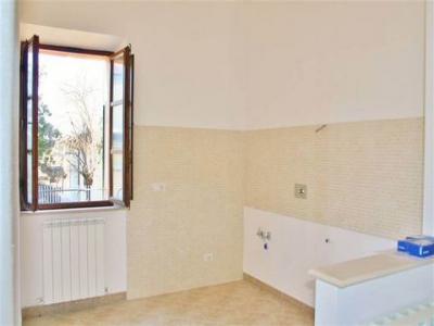 Vente Maison 4 pices CASTIGLIONE-DEL-LAGO 06060