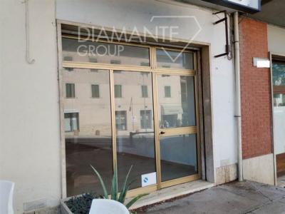 Location Local commercial CASTIGLIONE-DEL-LAGO 06060