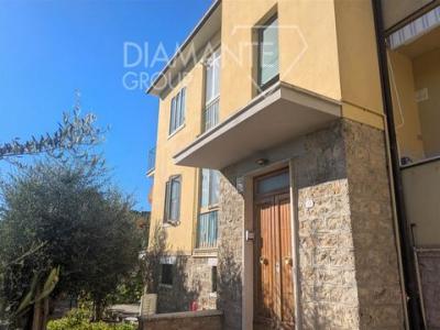 Vente Appartement 4 pices CHIUSI 53043