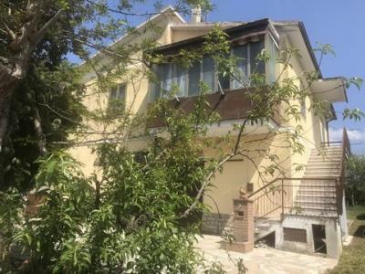 Vente Maison 10 pi�ces CINIGIANO 58044