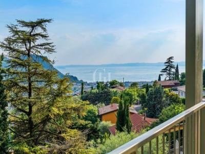 Vente Appartement 4 pices COSTERMANO 37010