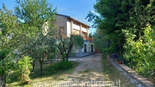 Vente Maison 8 pices FABRO 05015
