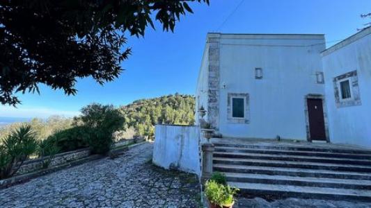 Vente Maison 9 pi�ces FASANO 72015