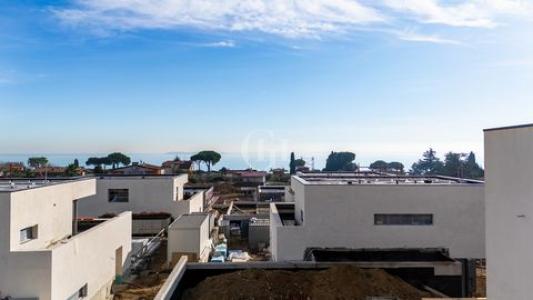 Vente Maison 8 pices GARDA 37016