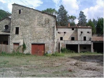 Vente Maison 7 pices GUBBIO 06020