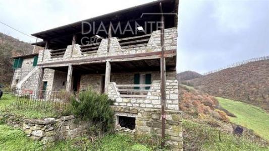 Vente Maison 7 pices GUBBIO 06020