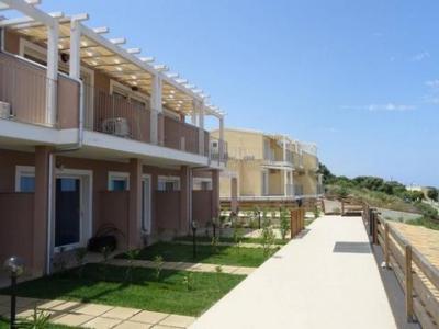 Vente Appartement 2 pices LU-COLBU 07038