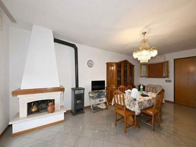 Vente Maison 4 pi�ces LUCIGNANO 52046