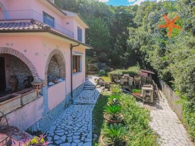 Vente Maison 11 pices MARCIANA 56021