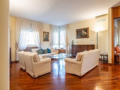 Vente Appartement 9 pi�ces MILANO 20121