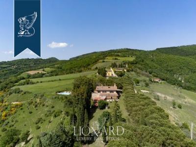Vente Maison 15 pices MONTE-SANTA-MARIA-TIBERINA 06010