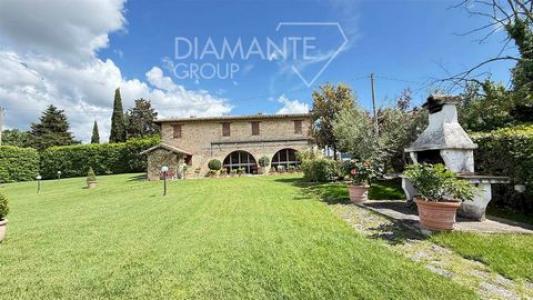 Vente Maison 7 pi�ces MONTEFALCO 06036