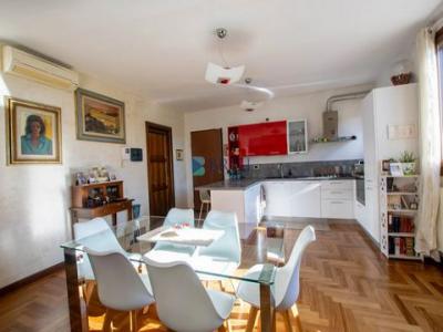 Vente Appartement 5 pices OLBIA 07026