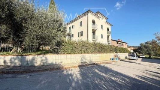 Vente Appartement 3 pices PASSIGNANO-SUL-TRASIMENO 06065