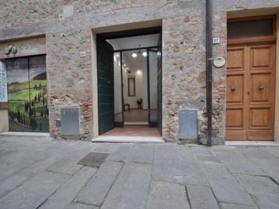 Vente Local commercial PIENZA 53026