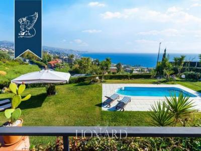 Vente Maison 7 pi�ces SANREMO 18038
