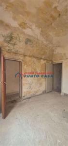 Vente Appartement 5 pices TRAPANI 91010