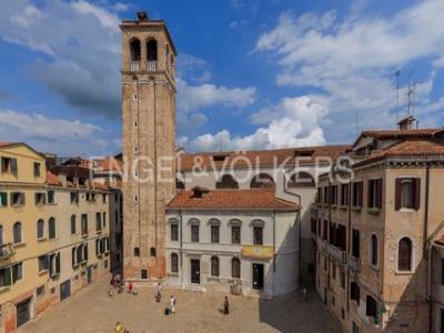 Location Appartement 4 pices VENEZIA 30121