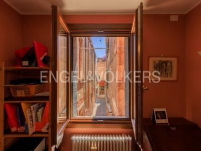 Location Appartement 5 pices VENEZIA 30121