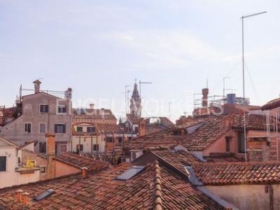 Vente Appartement 4 pices VENEZIA 30121