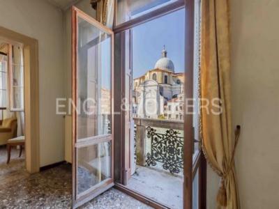 Vente Appartement 6 pices VENEZIA 30121