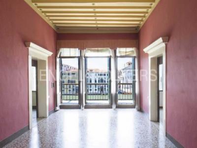 Vente Maison 8 pices VENEZIA 30121