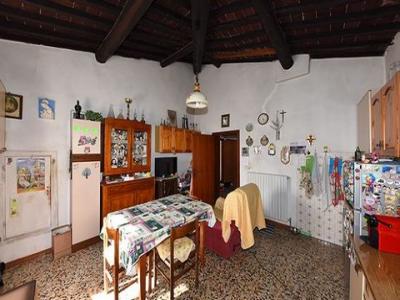 Acheter Maison 234 m2 Arezzo