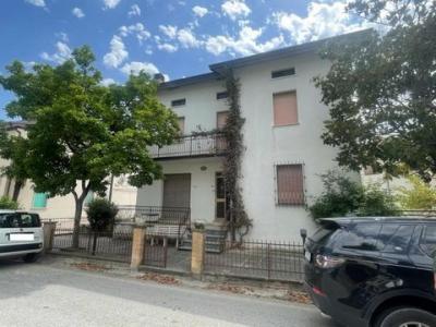 Annonce Vente 6 pices Maison Gubbio