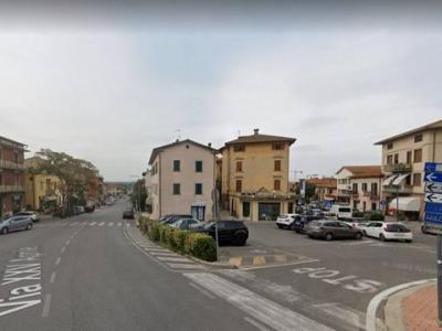 Louer Local commercial 360 m2 Castiglione-del-lago