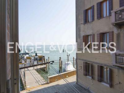 Acheter Appartement 75 m2 Venezia