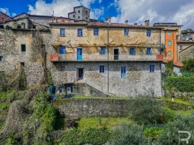 Vente Maison GALLICANO  LU en Italie