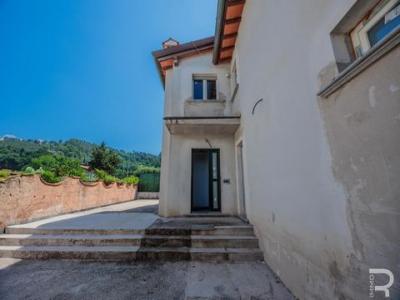 Acheter Maison 195 m2 Camaiore