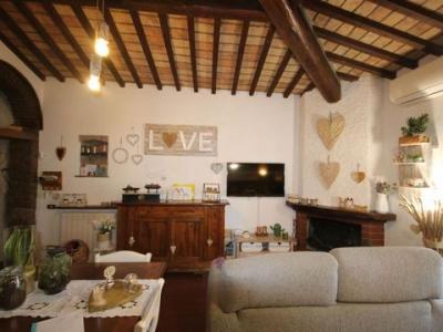 Vente Appartement CASTAGNETO-CARDUCCI  LI en Italie