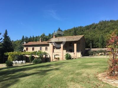 Acheter Maison Parrano rgion TERNI