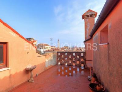 Acheter Appartement 155 m2 Venezia