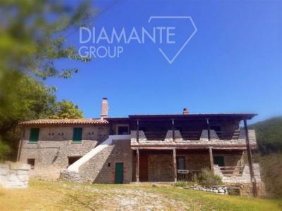 Acheter Maison 270 m2 Gubbio