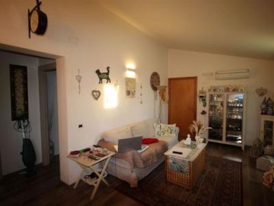 Vente Appartement CASTAGNETO-CARDUCCI  LI en Italie