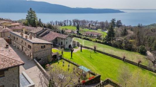 Annonce Vente 12 pices Maison Garda