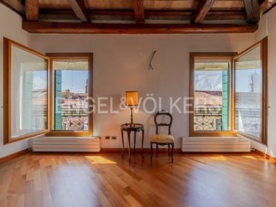 Acheter Appartement 210 m2 Venezia