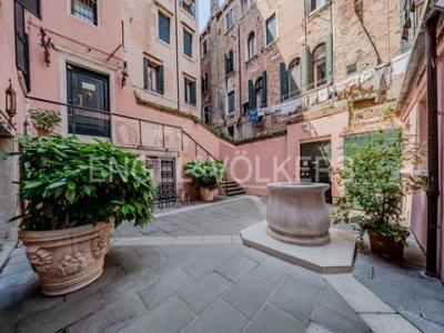 Annonce Vente Immeuble Venezia