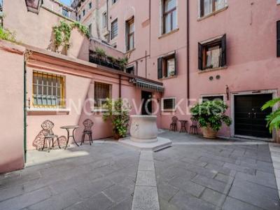 Acheter Immeuble Venezia