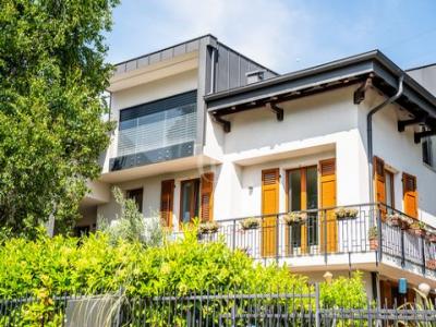 Acheter Appartement 207 m2 Garda