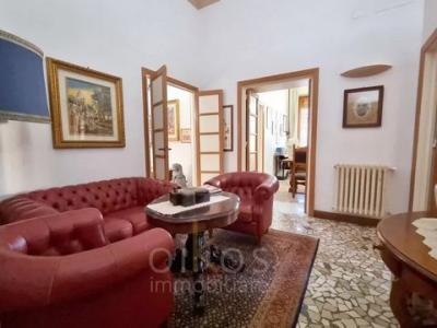 Acheter Appartement 220 m2 Lecce