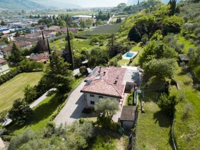 Annonce Vente 11 pices Maison Arco