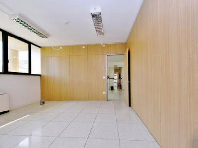 Louer Local commercial 3000 m2 Sassari